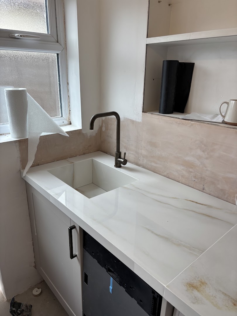 Beckenham Tiling and Bathroom Specialists — Photos 11